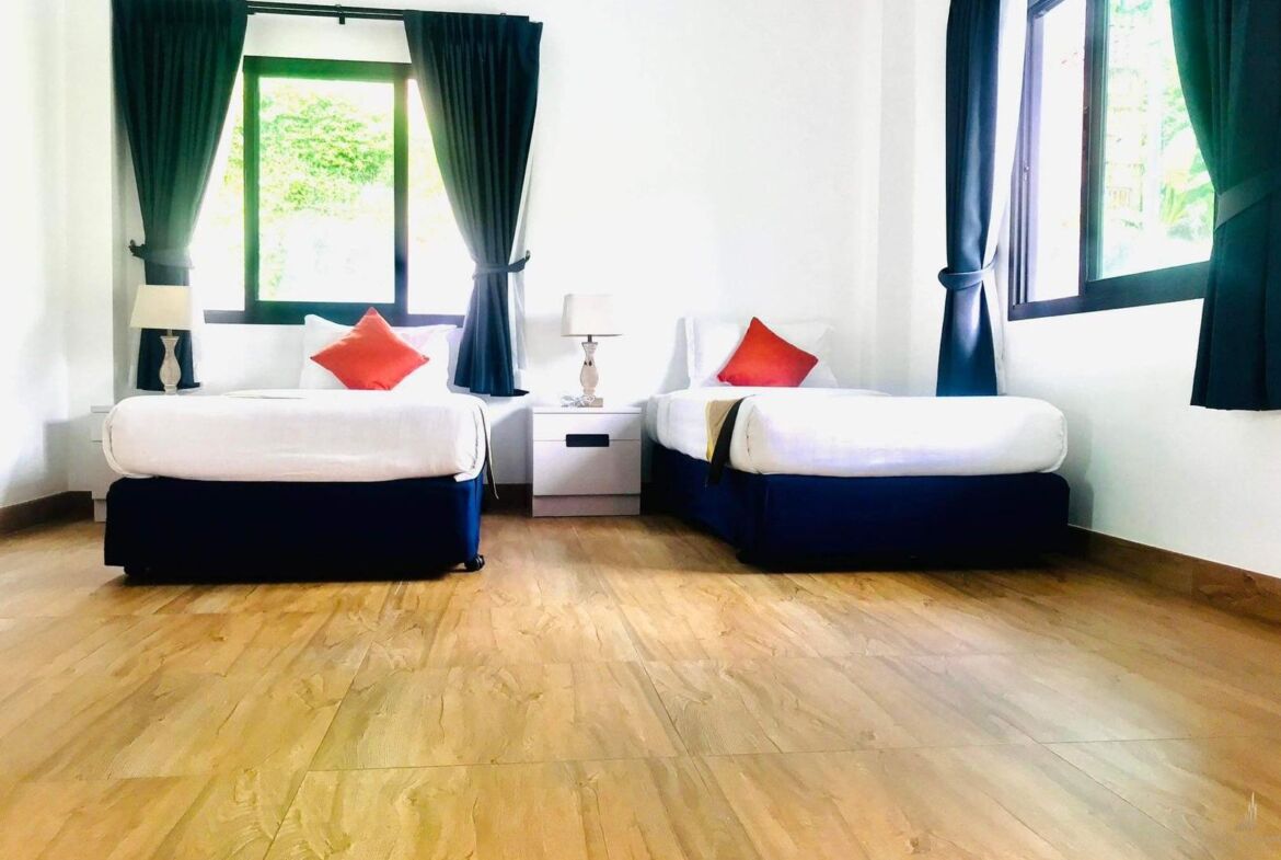Gorgeous Sea View Villa in Karon