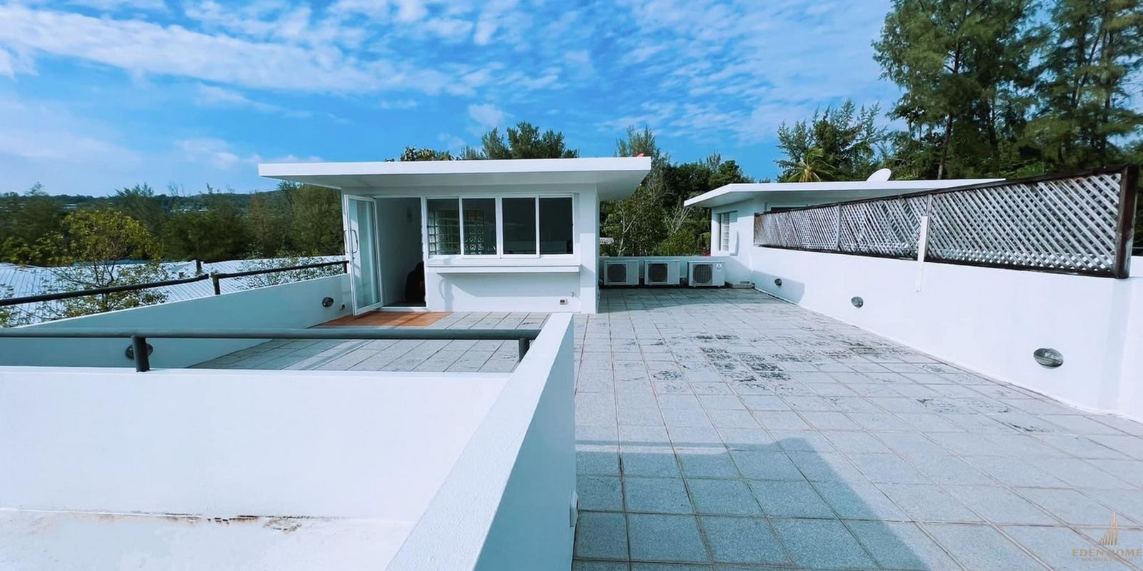 Superb Villa in Layan
