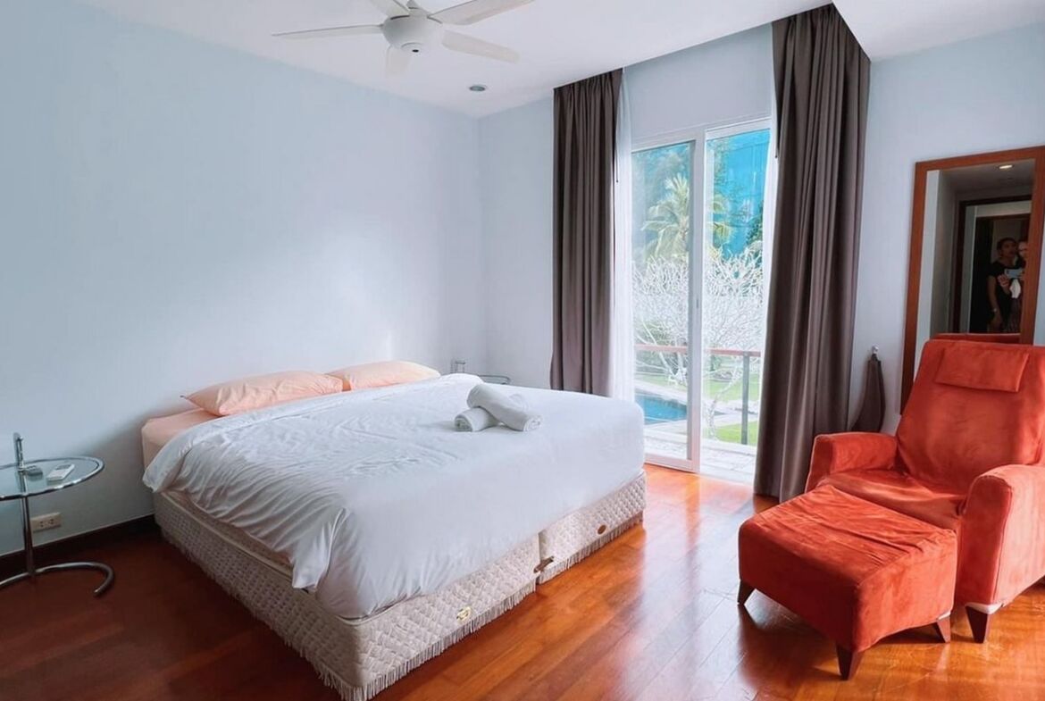 Superb Villa in Layan