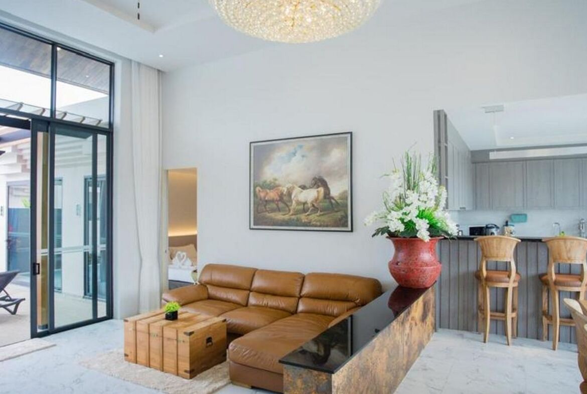 Stunning Villa in Bangtao for Rent