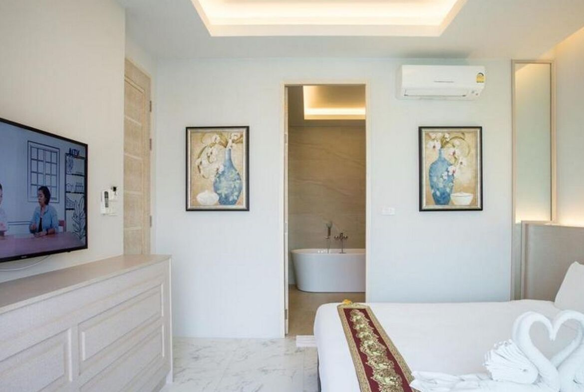 Stunning Villa in Bangtao for Rent