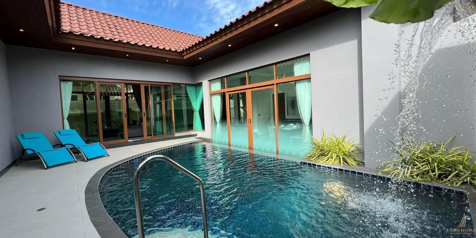 Private Pool Villa in Bangtao