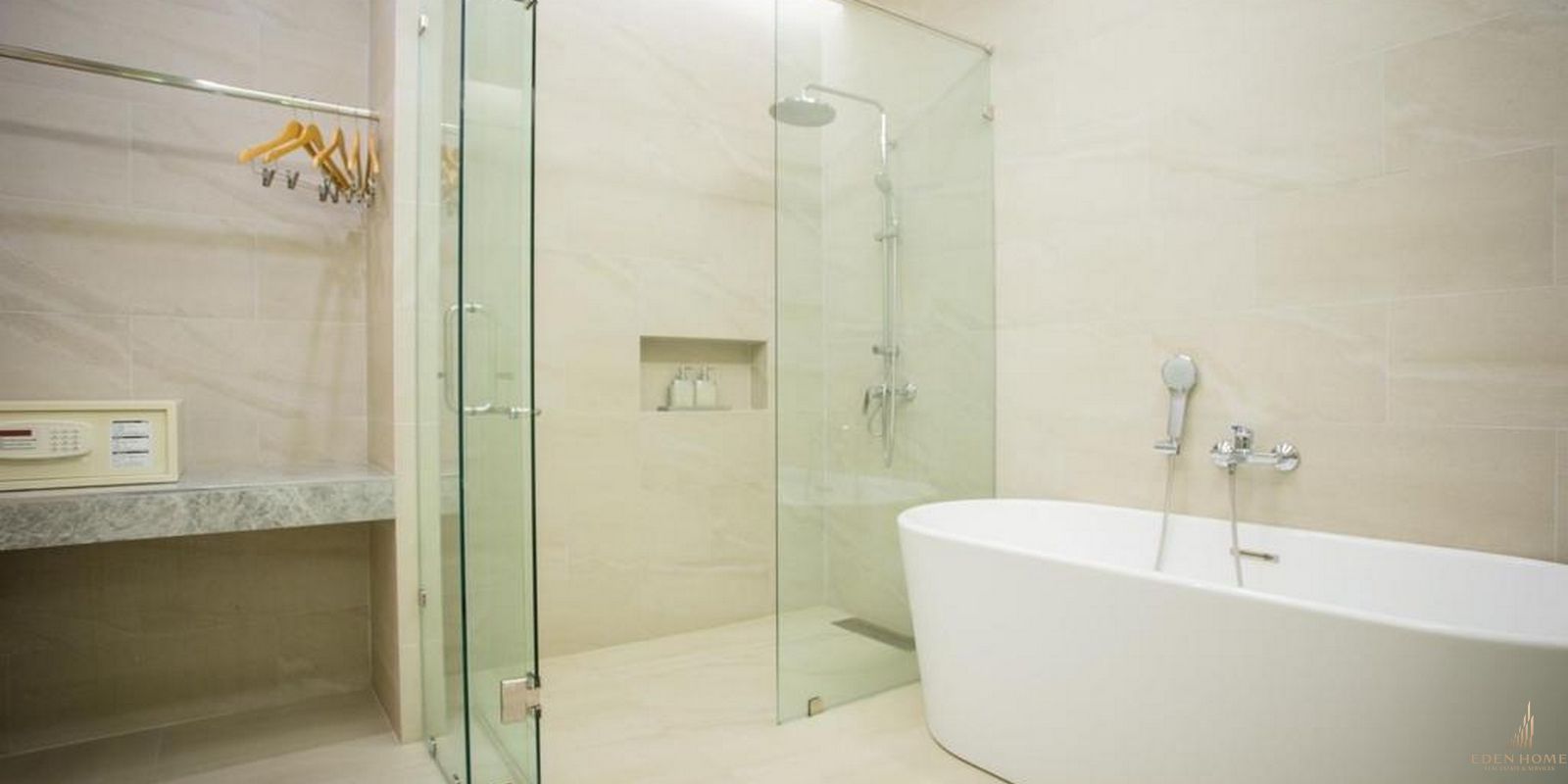 Stunning Villa in Bangtao for Rent