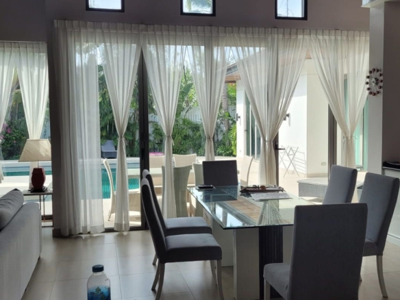Spectacular Pool Villa in Bangtao