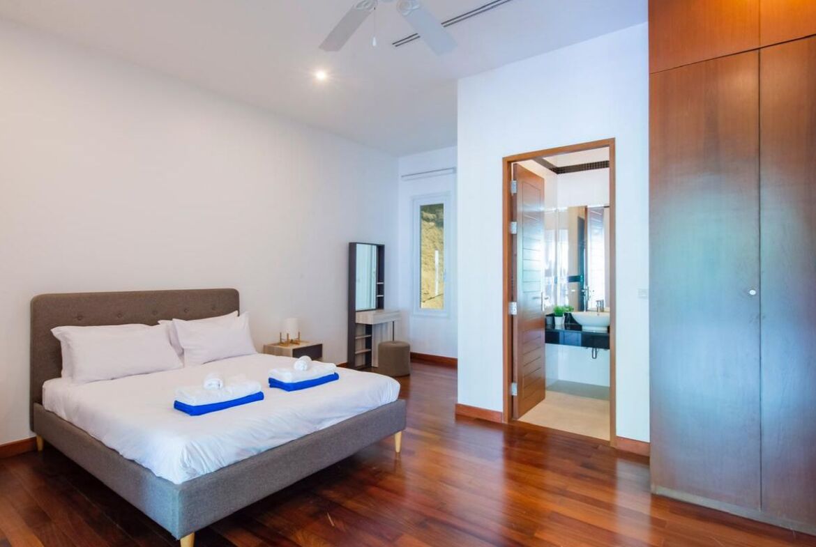 Modern Condominium with Private Pool in Kamala