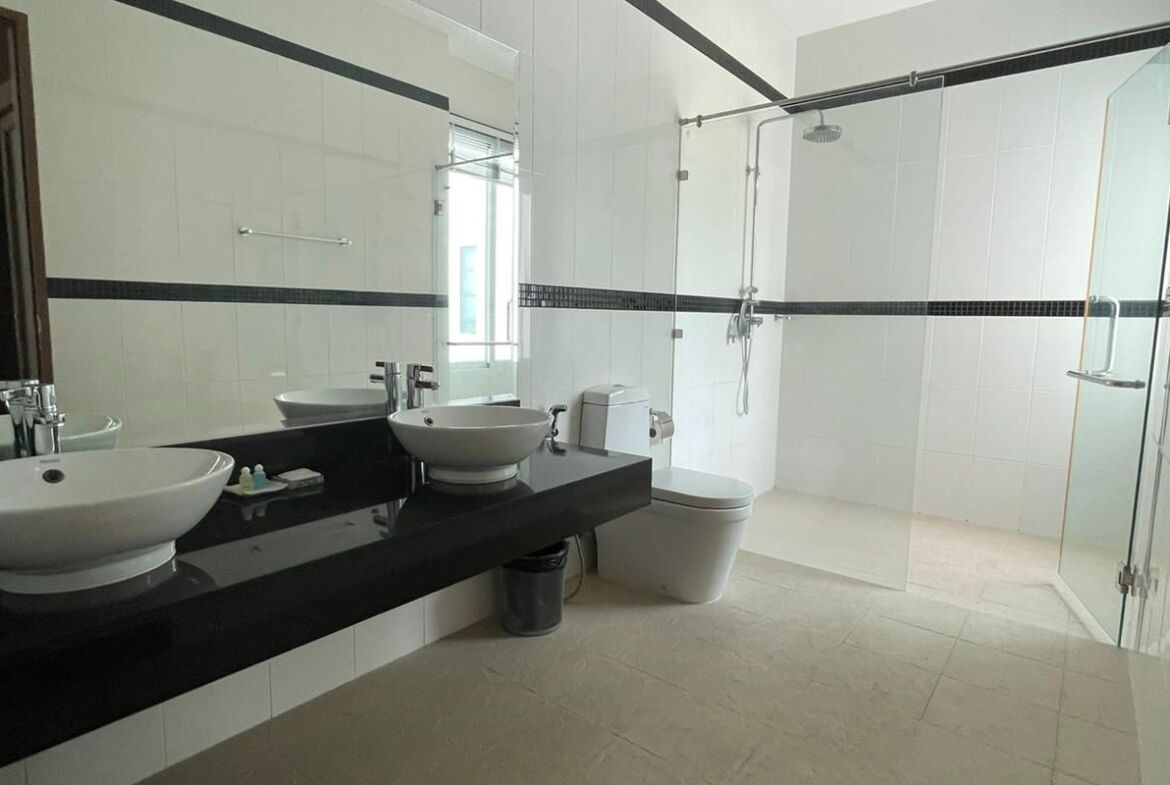 Modern Condominium with Private Pool in Kamala