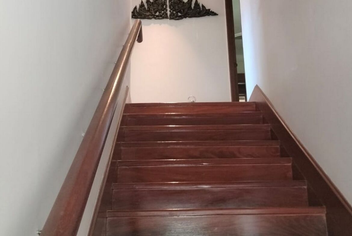 Private Villa near Laguna