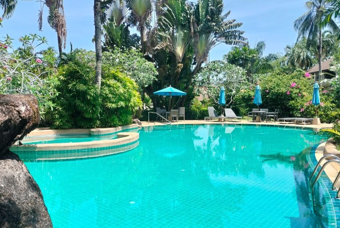 Private Villa near Laguna