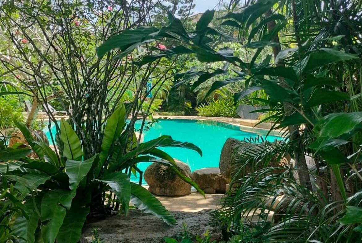 Private Villa near Laguna