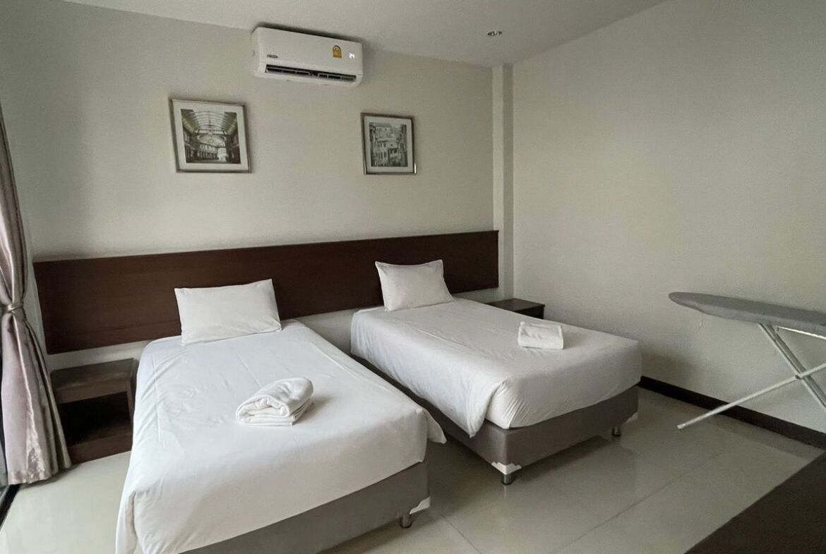 Private 2 Bedroom Pool Villa in Chalong