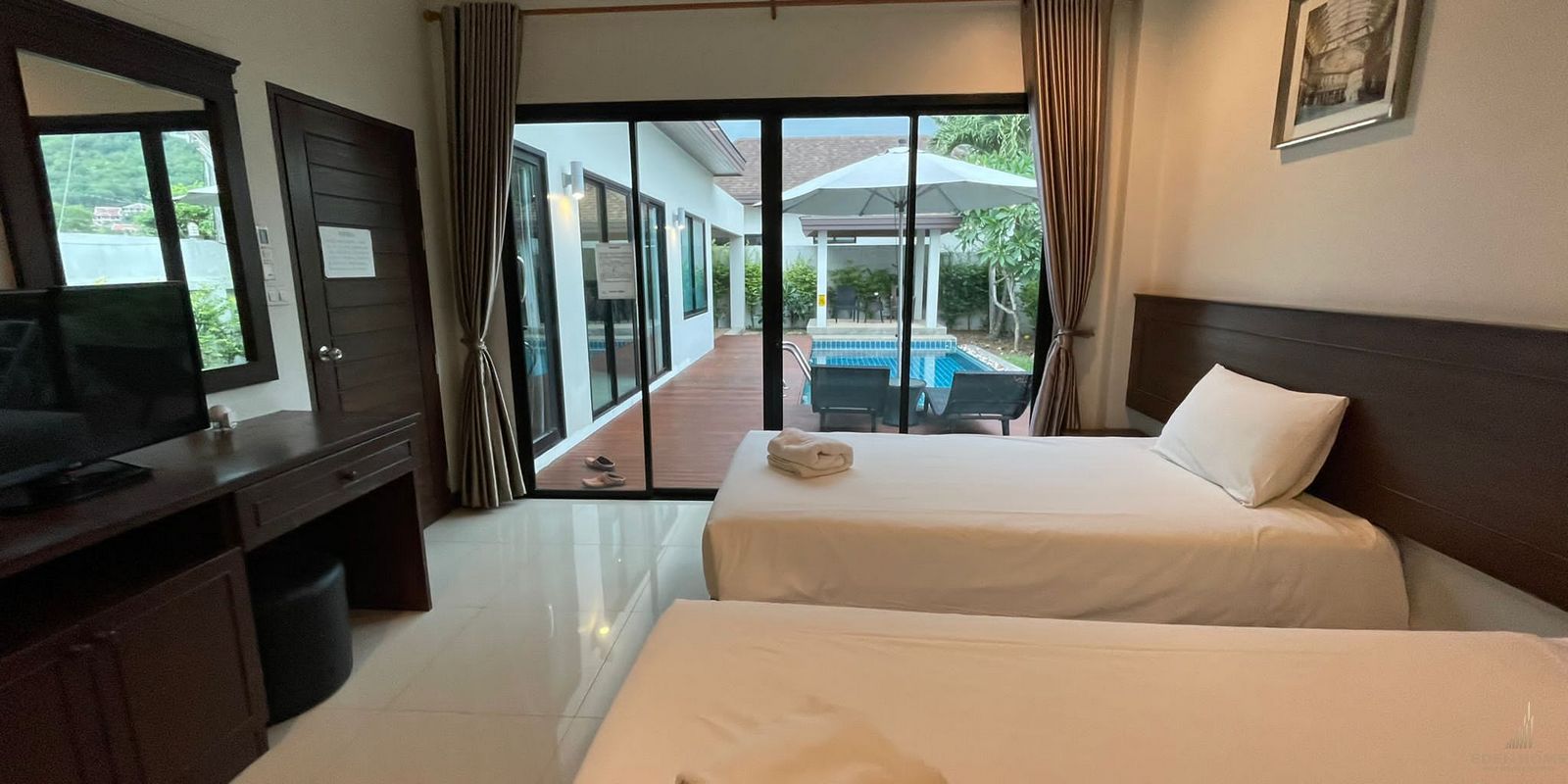 Private 2 Bedroom Pool Villa in Chalong