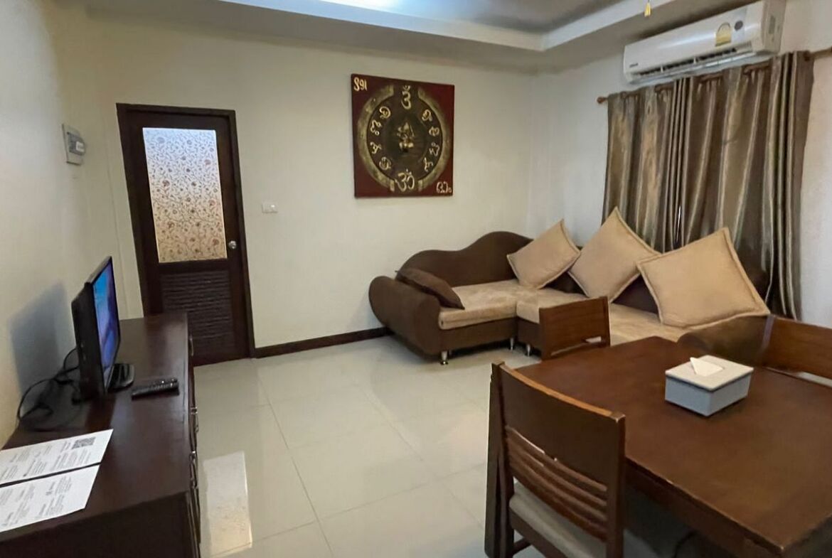 Private 2 Bedroom Pool Villa in Chalong