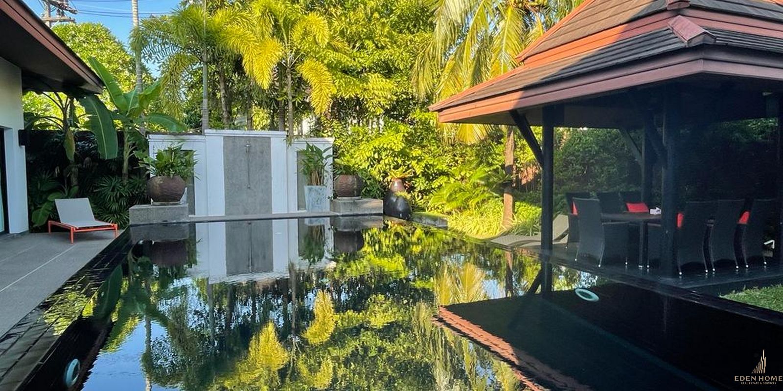 Grand Bali Style Villa in Surin