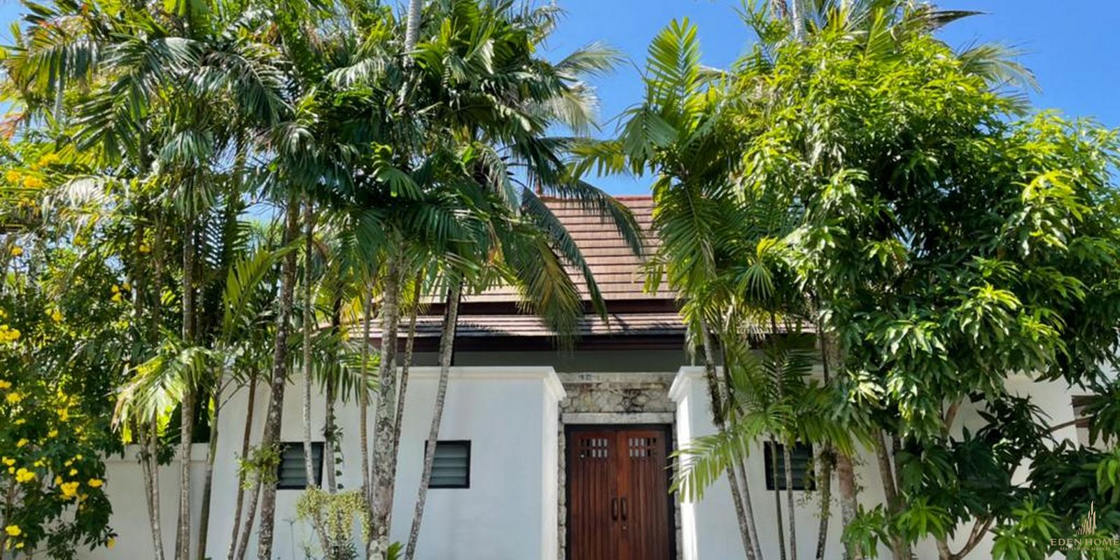 Grand Bali Style Villa in Surin