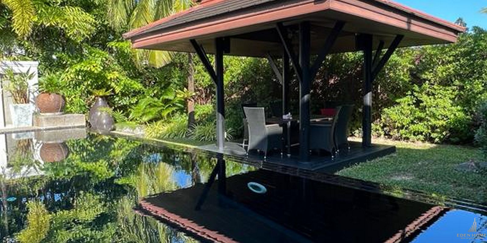 Grand Bali Style Villa in Surin