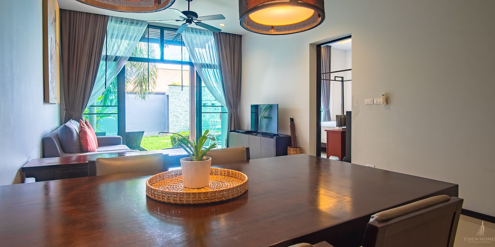 Private Pool Villa in Naiharn