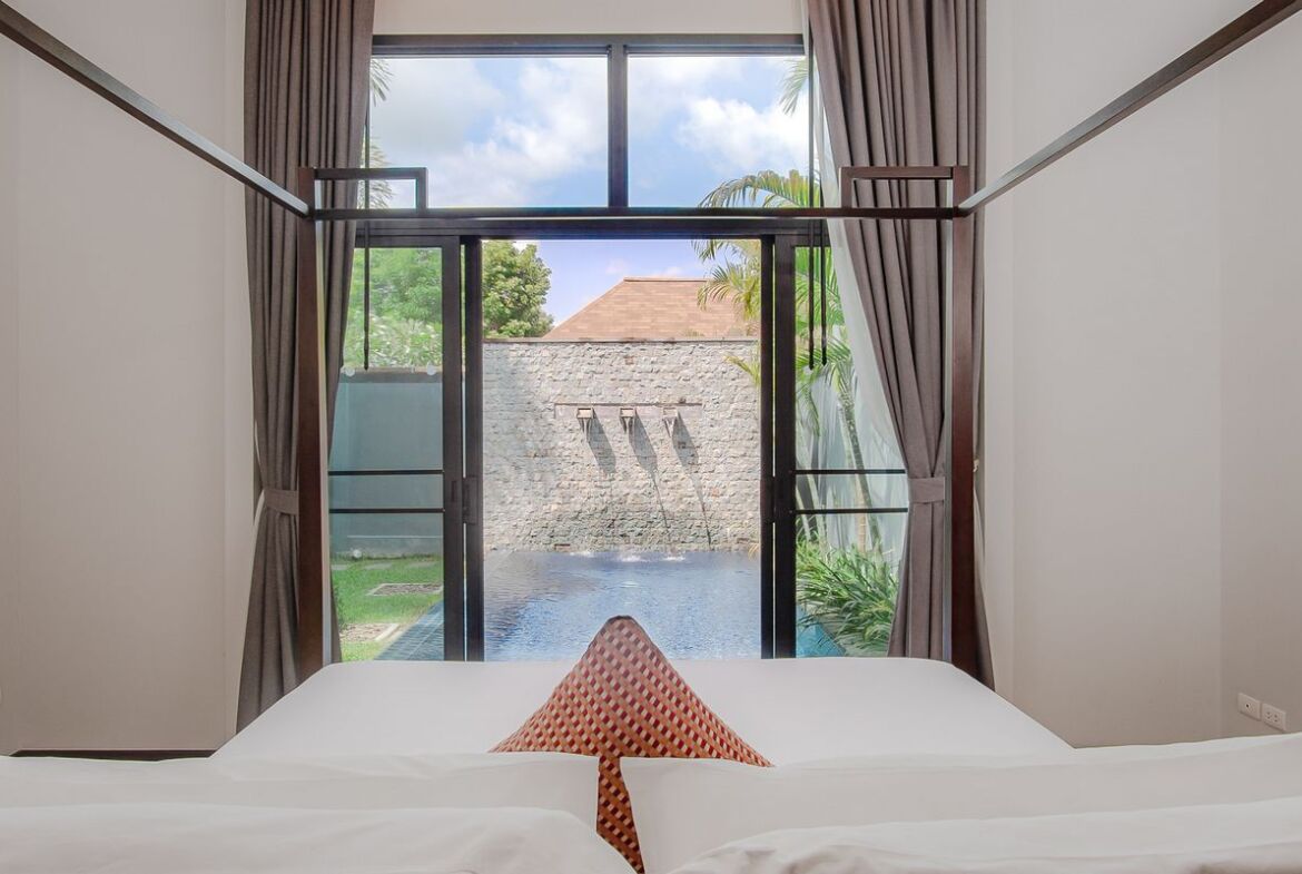 Private Pool Villa in Naiharn