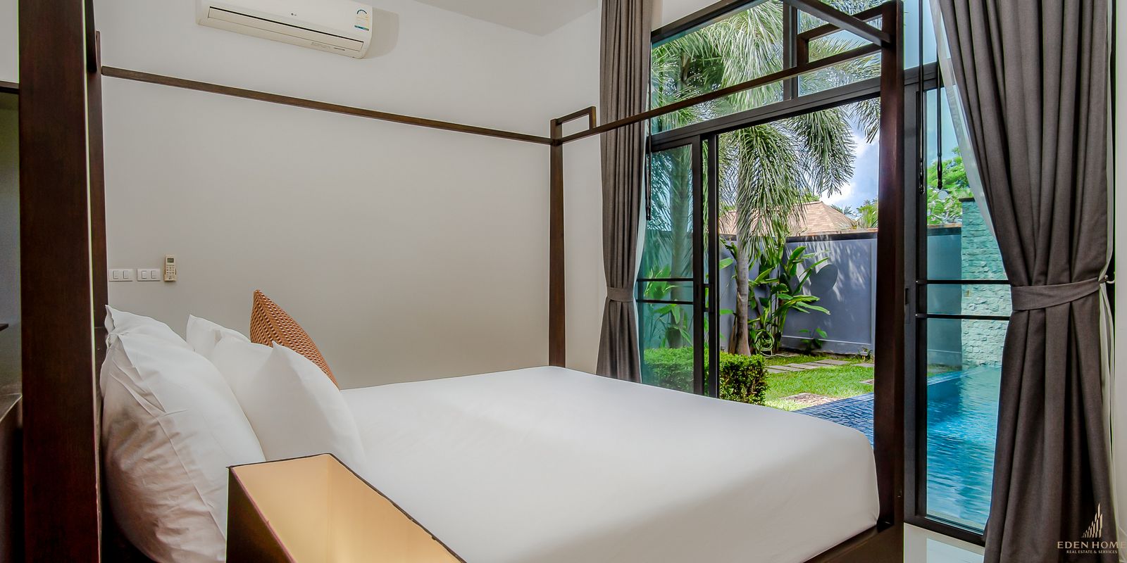 Private Pool Villa in Naiharn