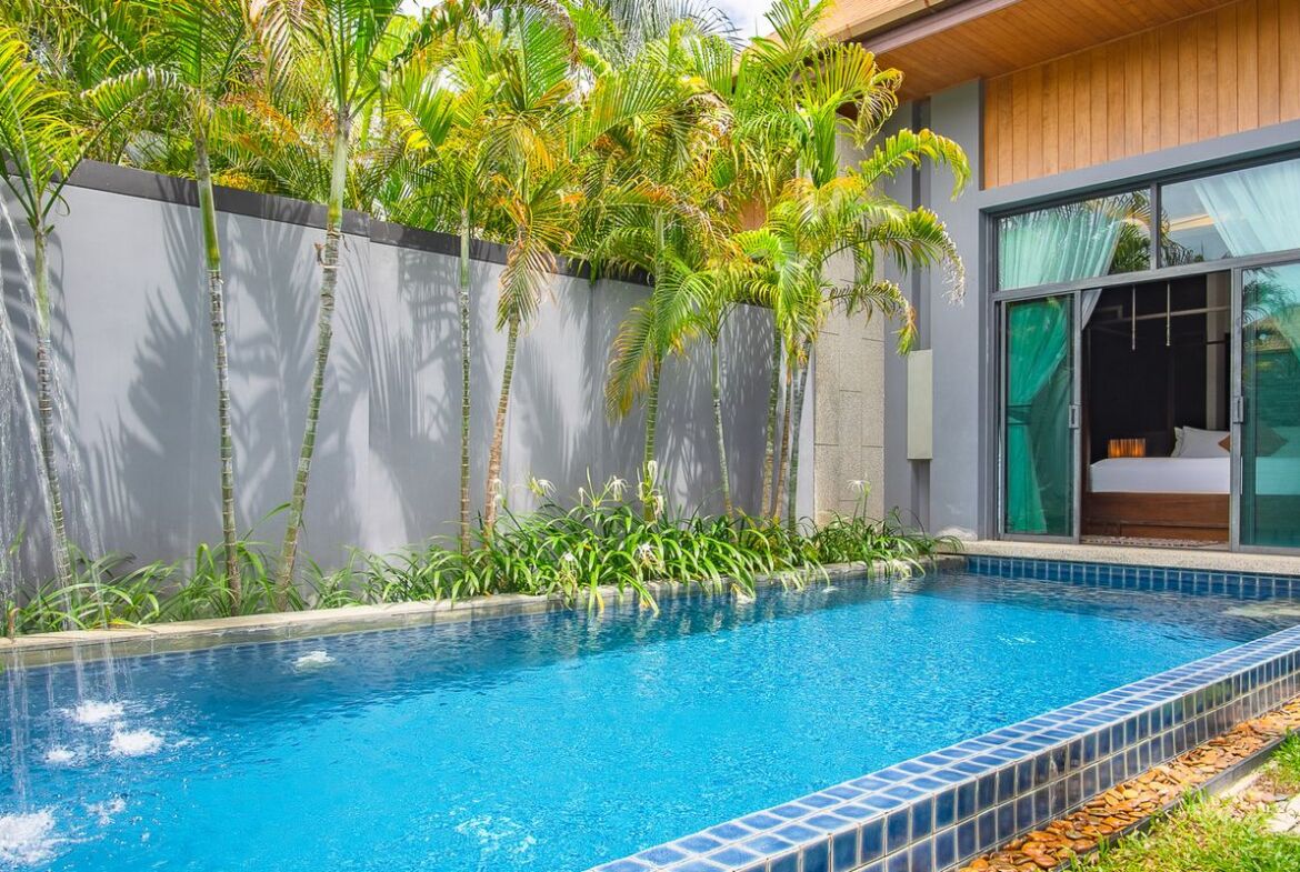 Private Pool Villa in Naiharn