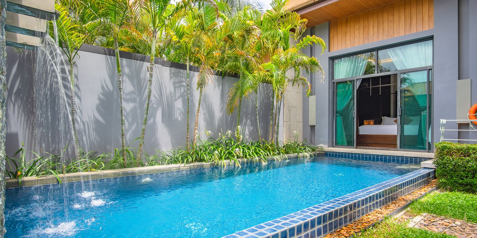 Private Pool Villa in Naiharn