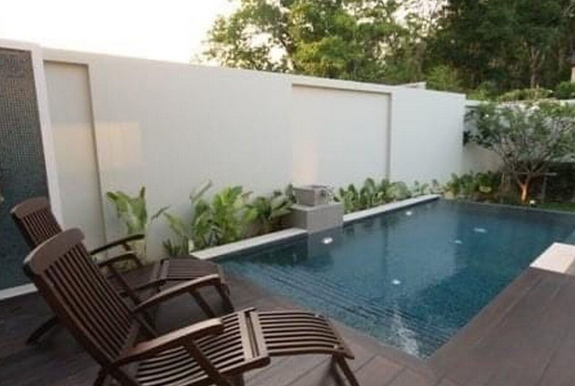 Modern 3 Bedroom Villa Available for Rent