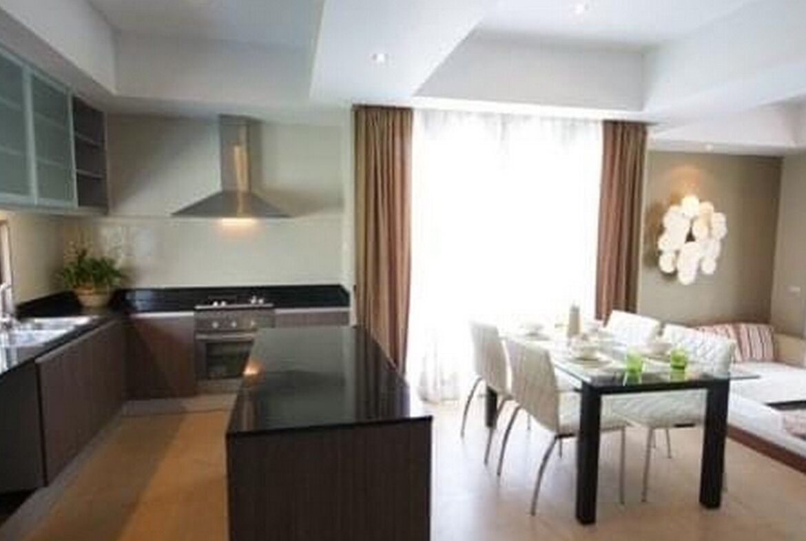 Modern 3 Bedroom Villa Available for Rent