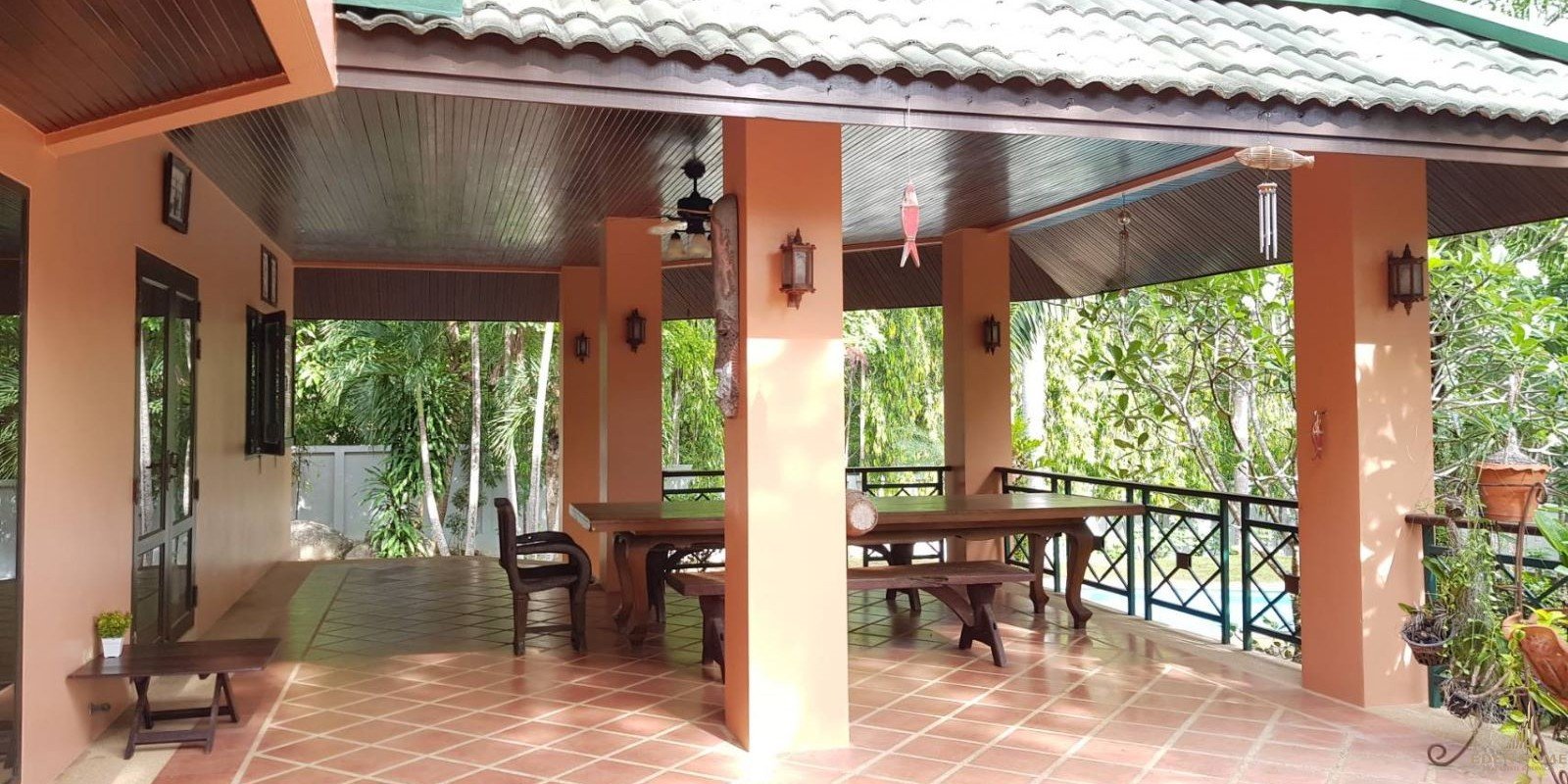Spacious Private Pool Villa in Chalong