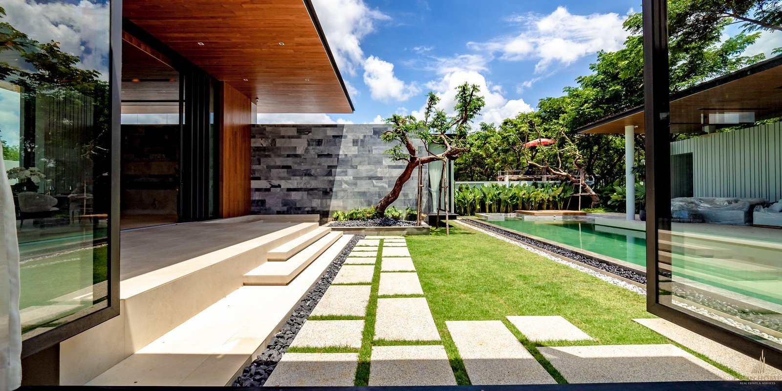 Aesthetic Luxury Villas 3 -4 BR in Cherngtalay