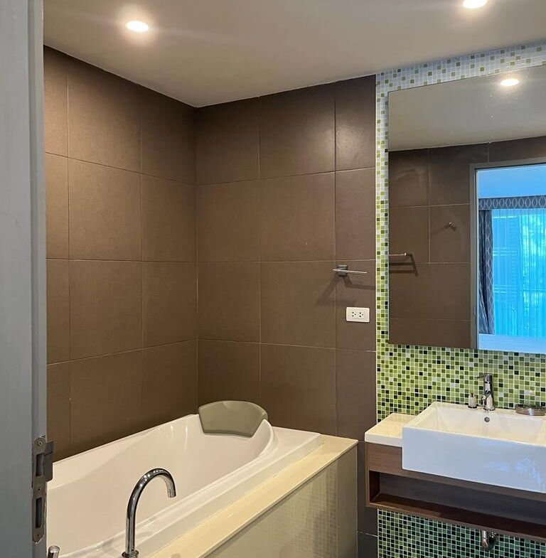 Spectacular View Condo in Kathu