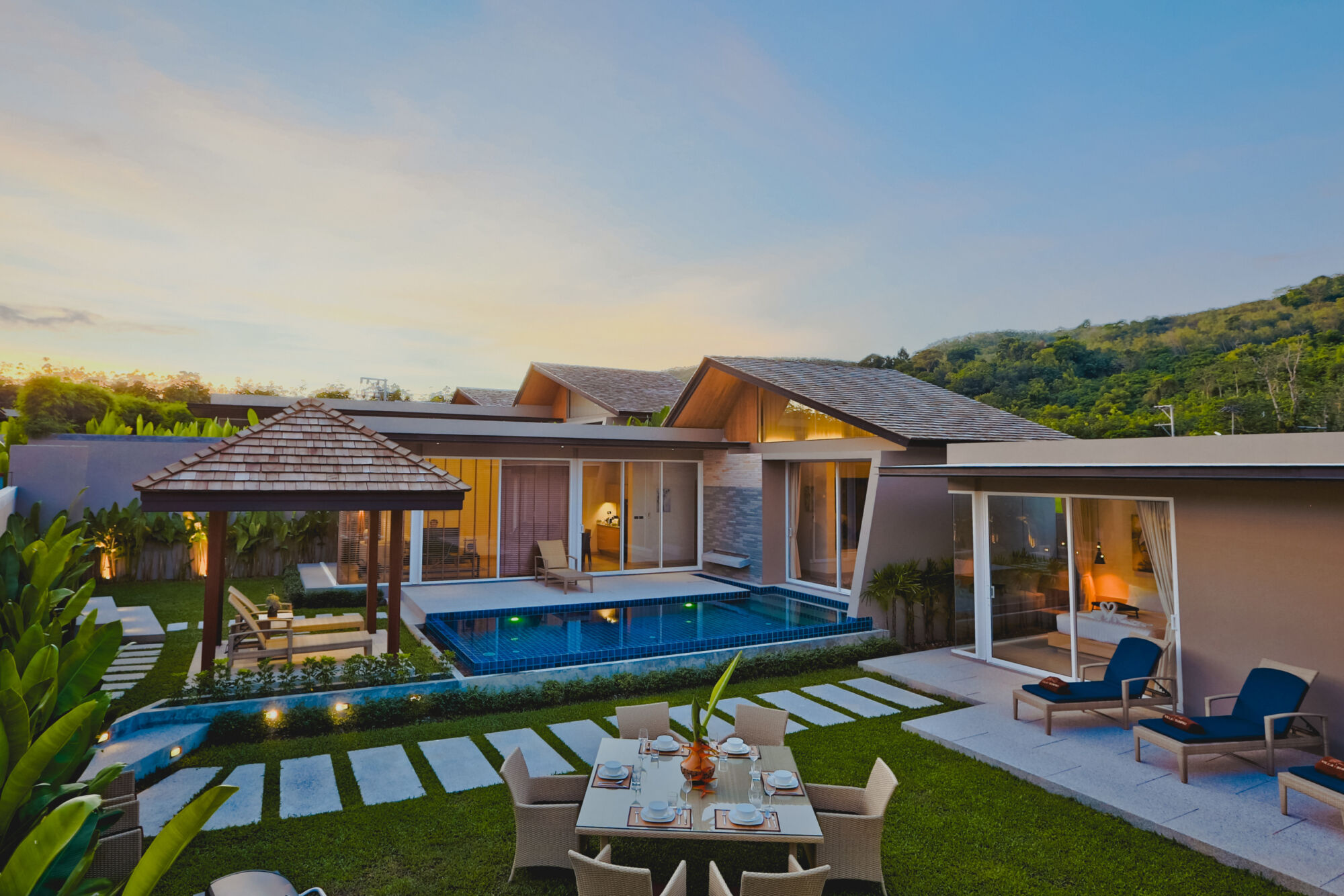 Luxurious Tropical 3-Bedroom Villas In Rawai