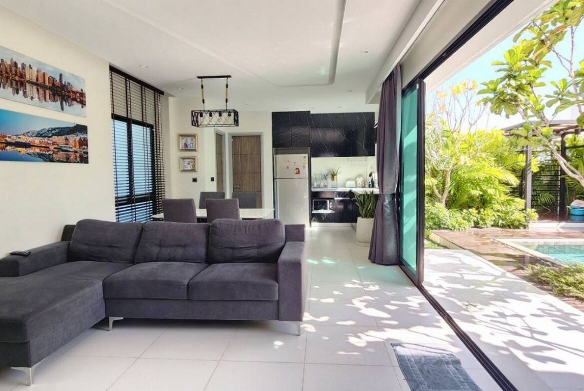 Modern pool villa in Koh Keaw for Rent