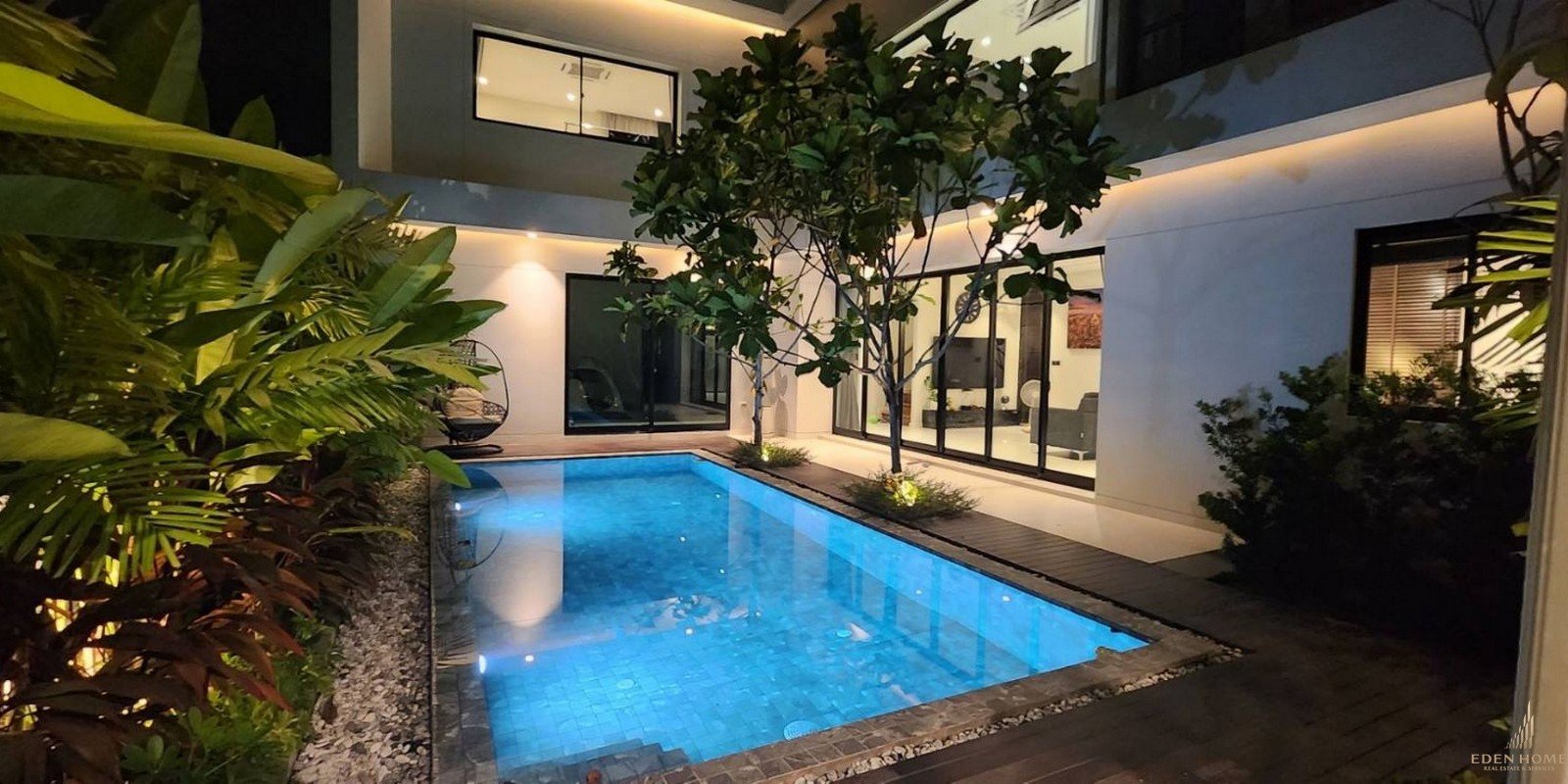 Modern pool villa in Koh Keaw for Rent