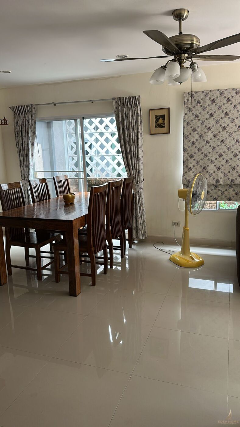 Cozy Town House in Kathu
