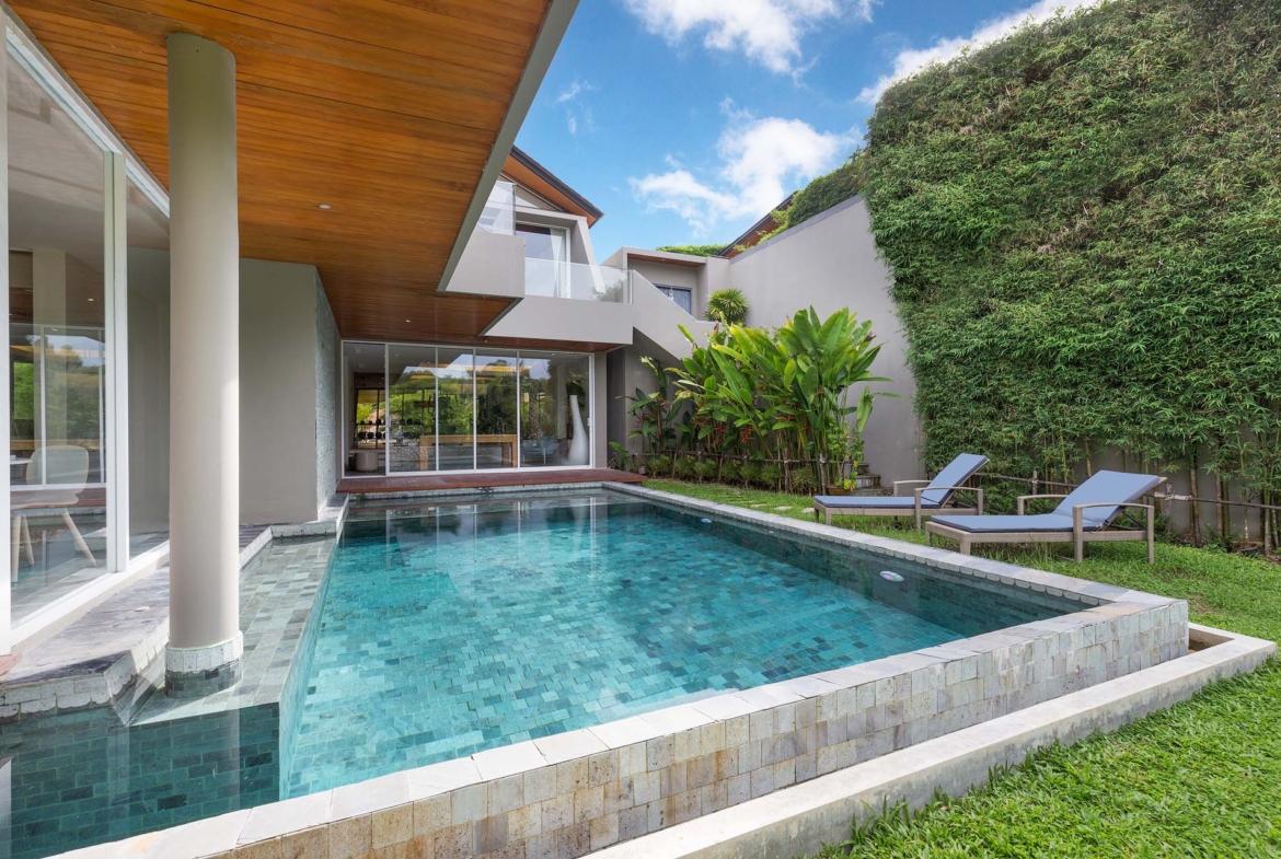 Luxurious Tropical 3-Bedroom Villas In Rawai