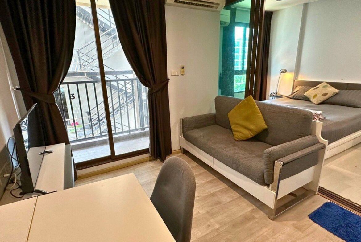Fully Furnished Studio for Sale