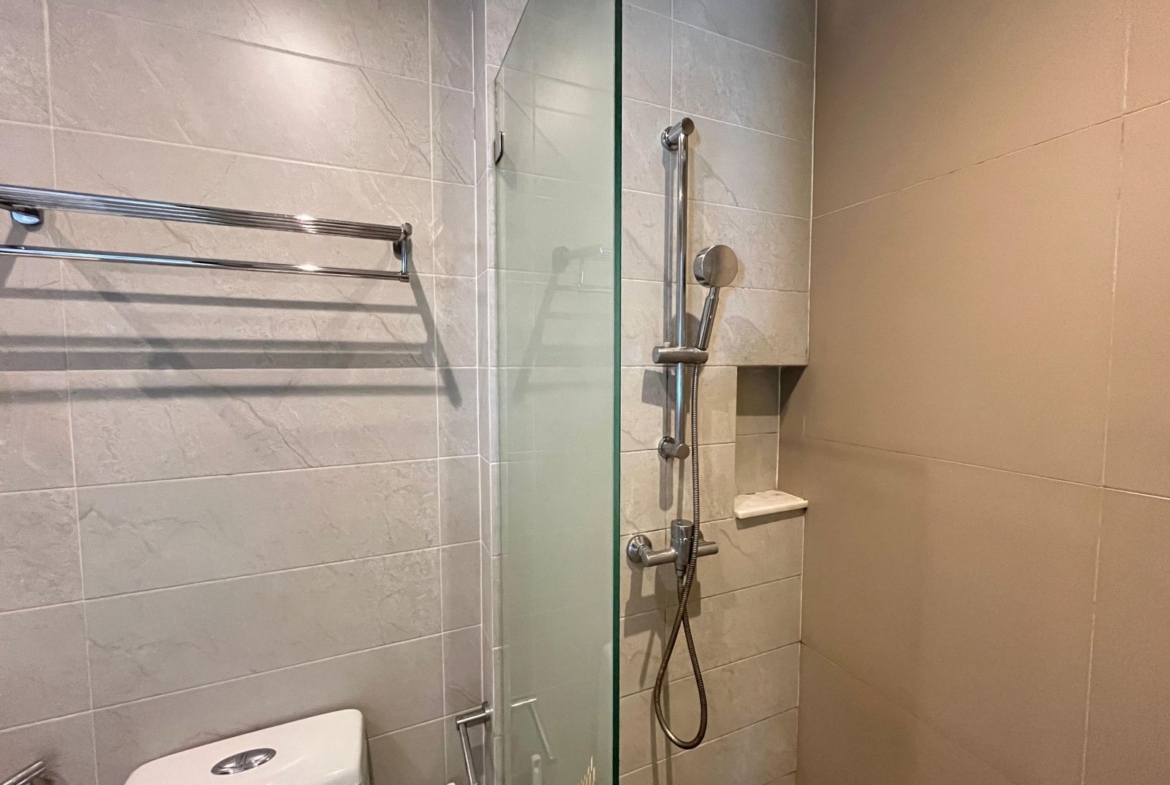 𝐅𝐮𝐥𝐥𝐲 𝐅𝐮𝐫𝐧𝐢𝐬𝐡𝐞𝐝 𝐒𝐭𝐮𝐝𝐢𝐨 𝐢𝐧 𝐏𝐚𝐭𝐨𝐧𝐠 𝐅𝐨𝐫 𝐑𝐞𝐧𝐭– 𝐑𝐞𝐚𝐝𝐲 𝐭𝐨 𝐌𝐨𝐯𝐞 𝐈𝐧!