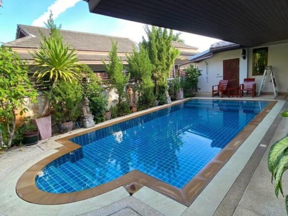 Private Pool Villa in Kathu for Rent and Sale