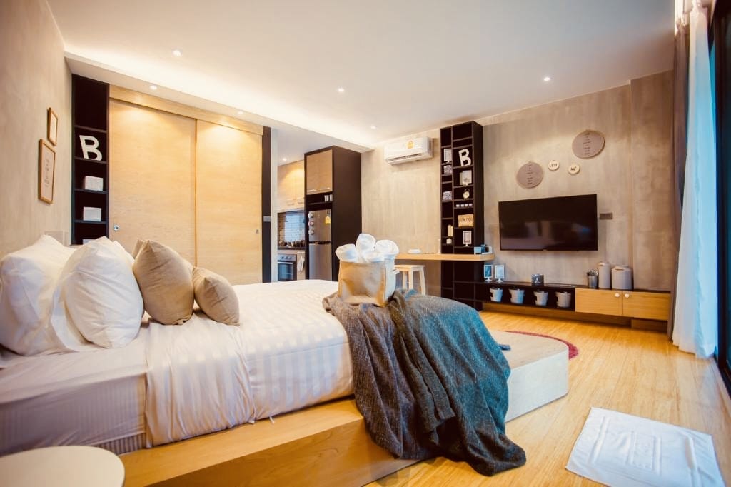 Spacious Modern Condominiums in Kamala
