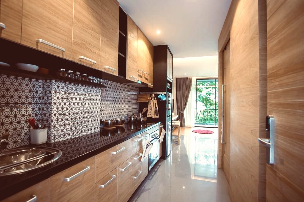 Spacious Modern Condominiums in Kamala