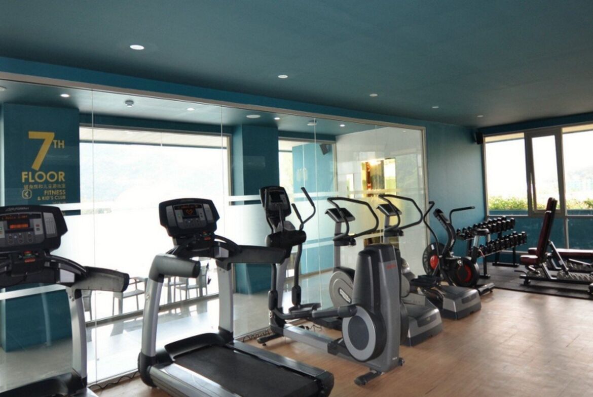 Beautiful Hillside Condominium in Kamala