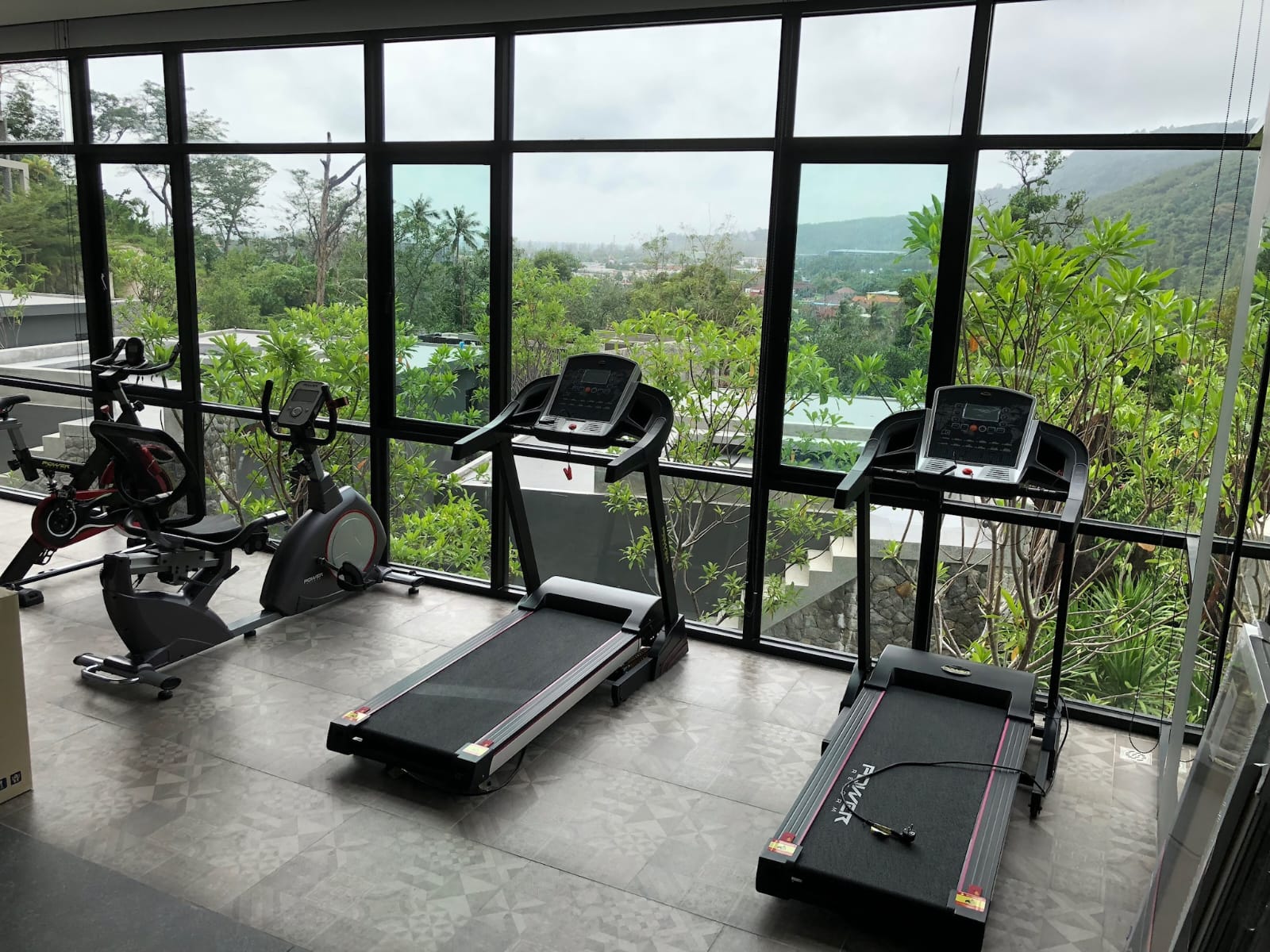 Spacious Modern Condominiums in Kamala