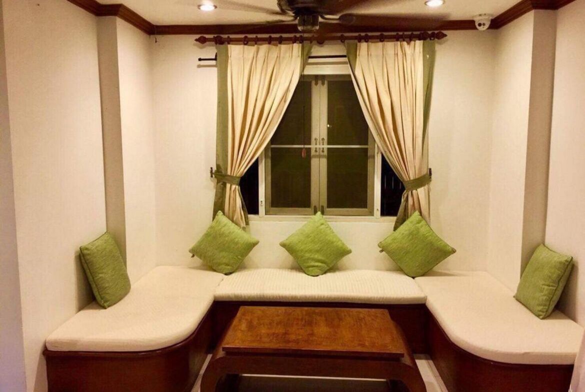 Cozy Pool House in Chalong