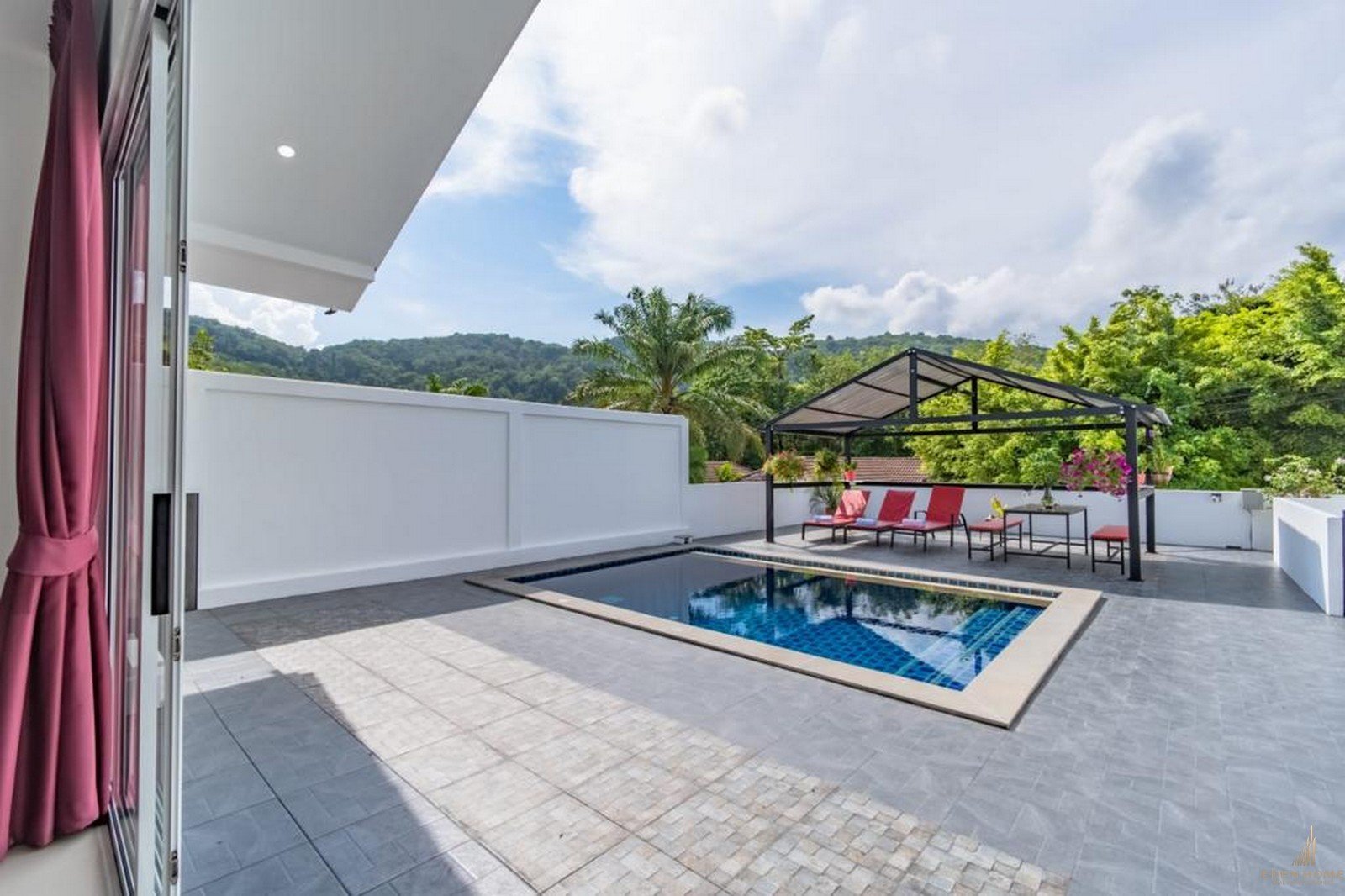 Peaceful Villa in Chalong for Rent