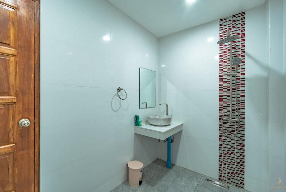 Peaceful Villa in Chalong for Rent