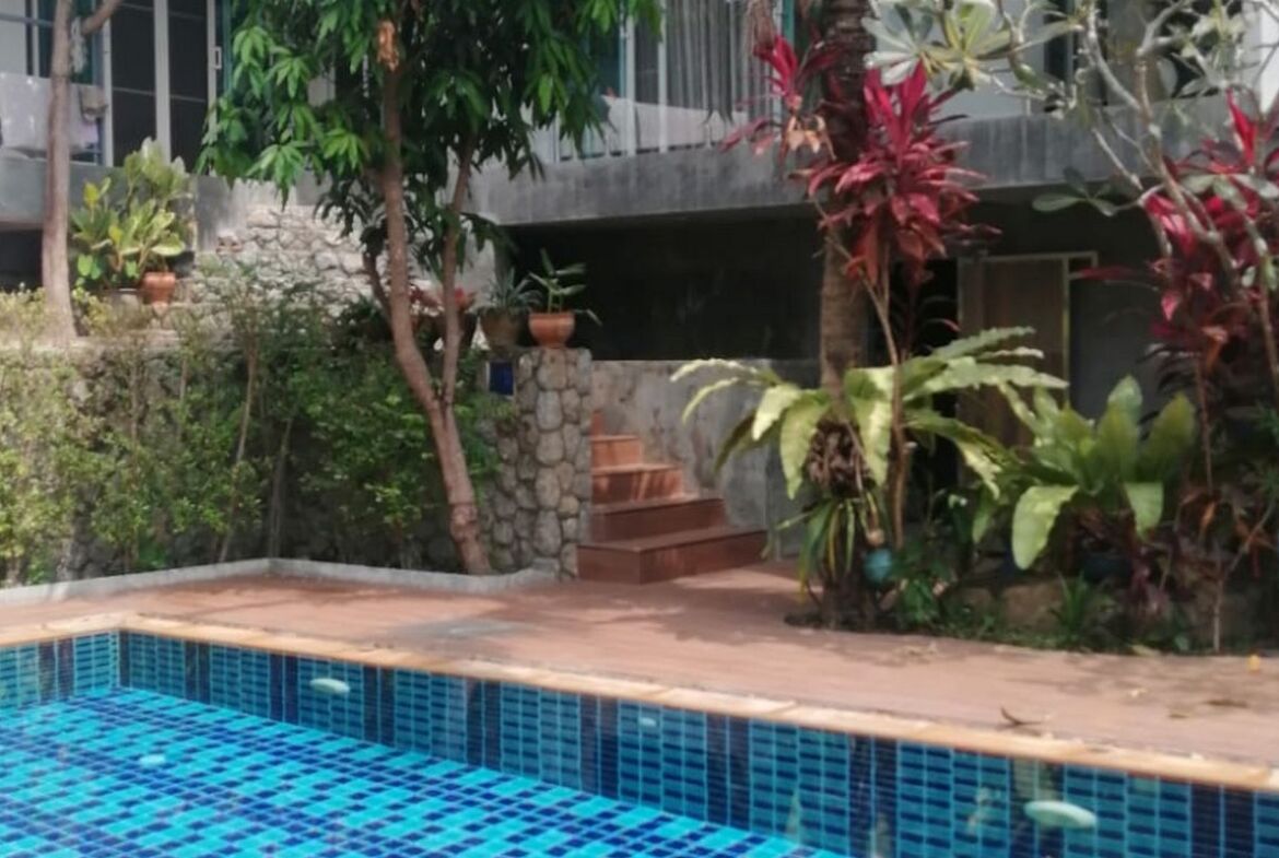 House for Sale in Kamala, quiet area