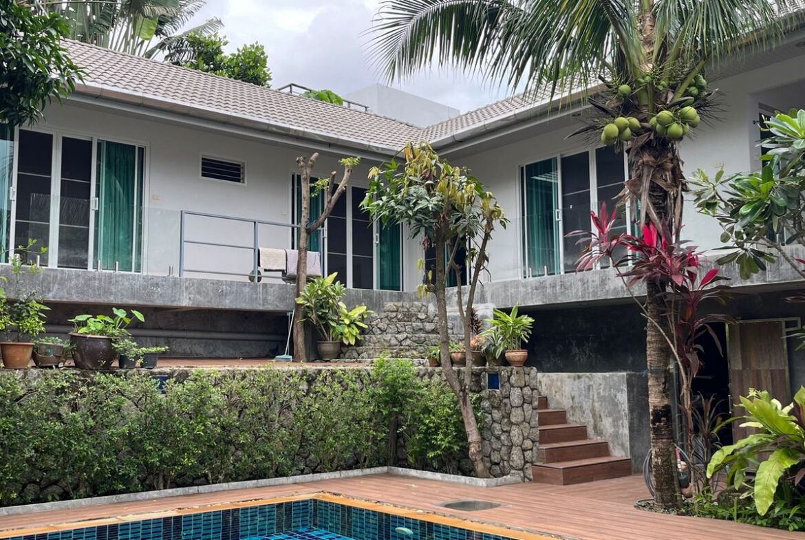 House for Sale in Kamala, quiet area