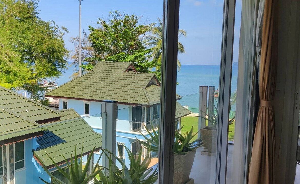 Grand Luxurious Condominium in Layan