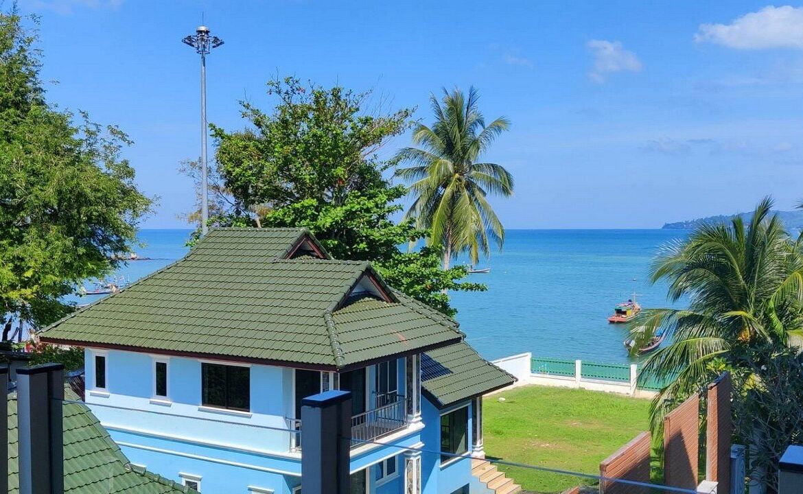 Grand Luxurious Condominium in Layan