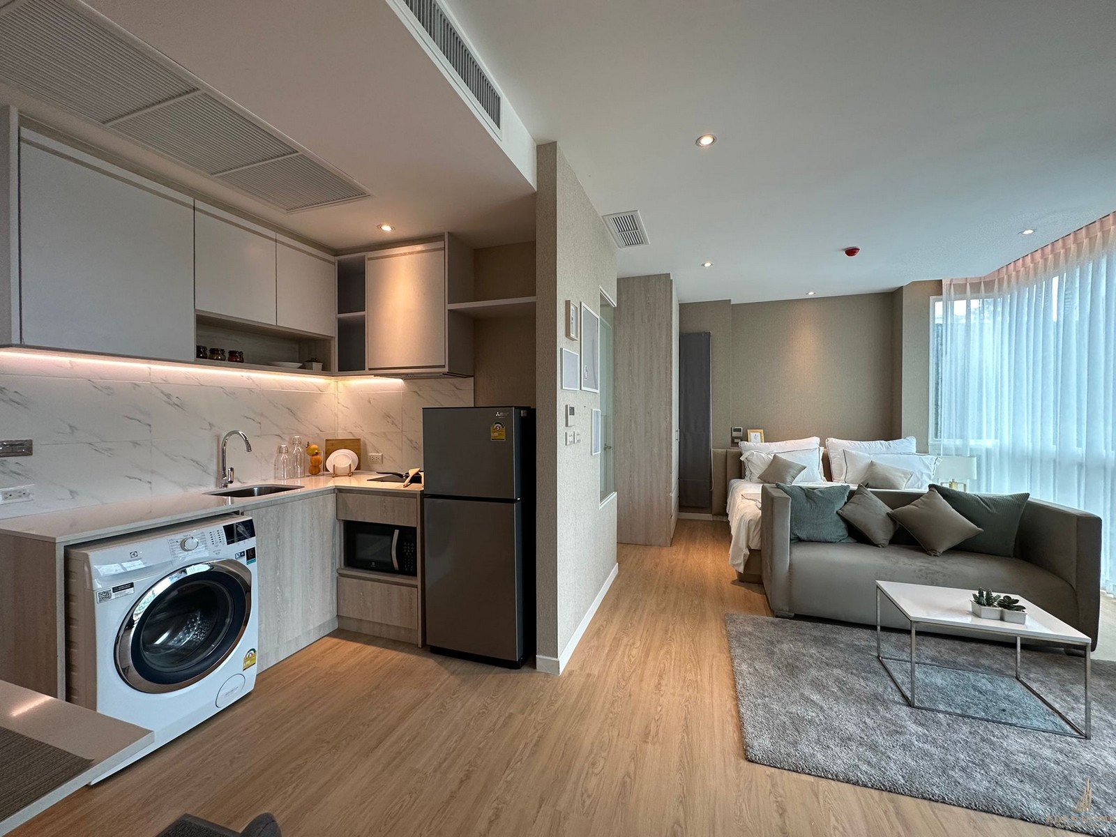 Luxurious Beachfront Apartments