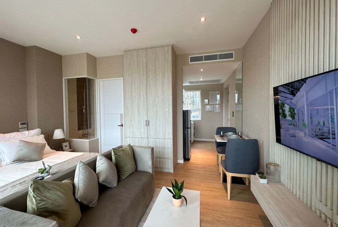 Luxurious Beachfront Apartments